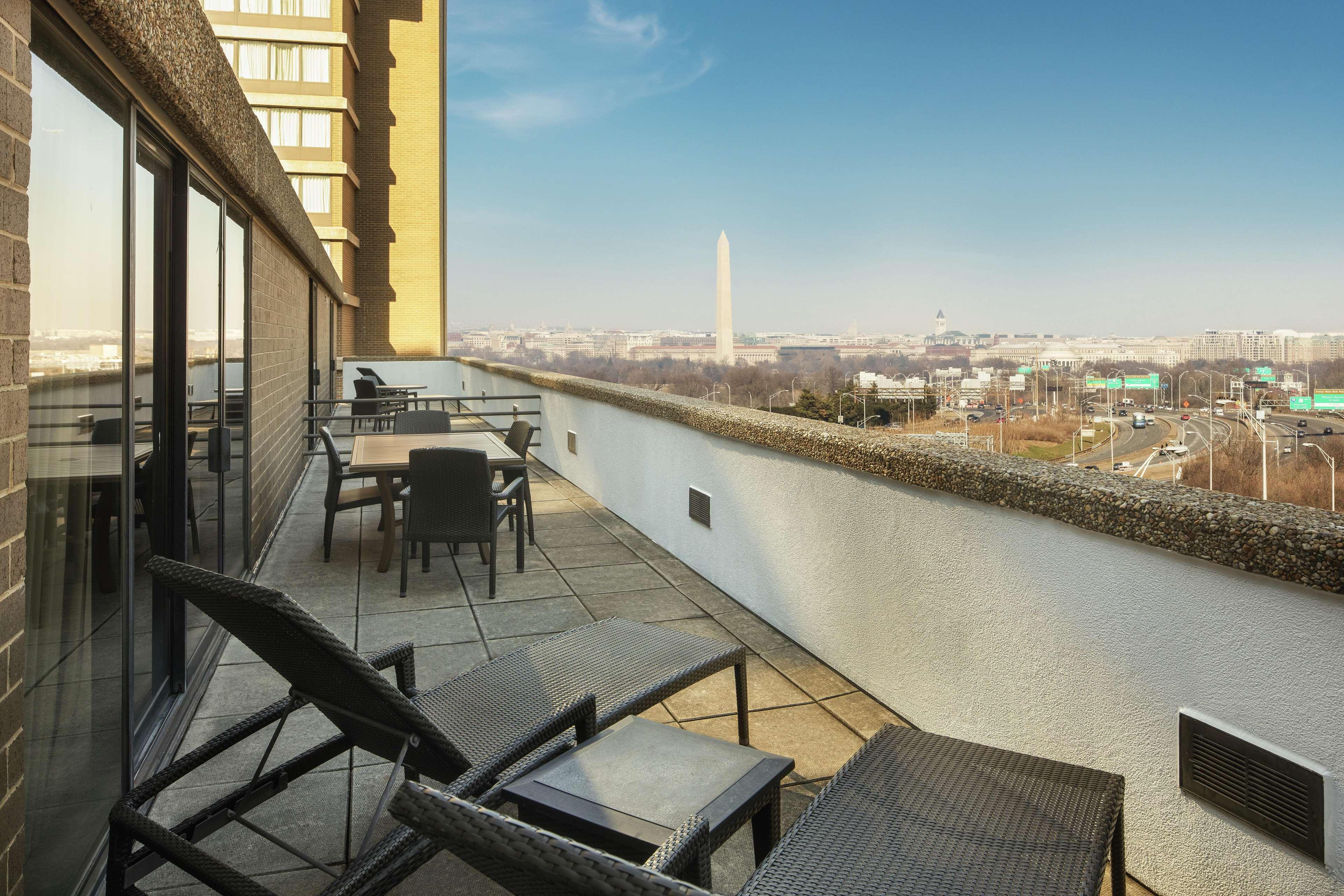 Doubletree By Hilton Washington Dc - Crystal City Арлінгтон Екстер'єр фото