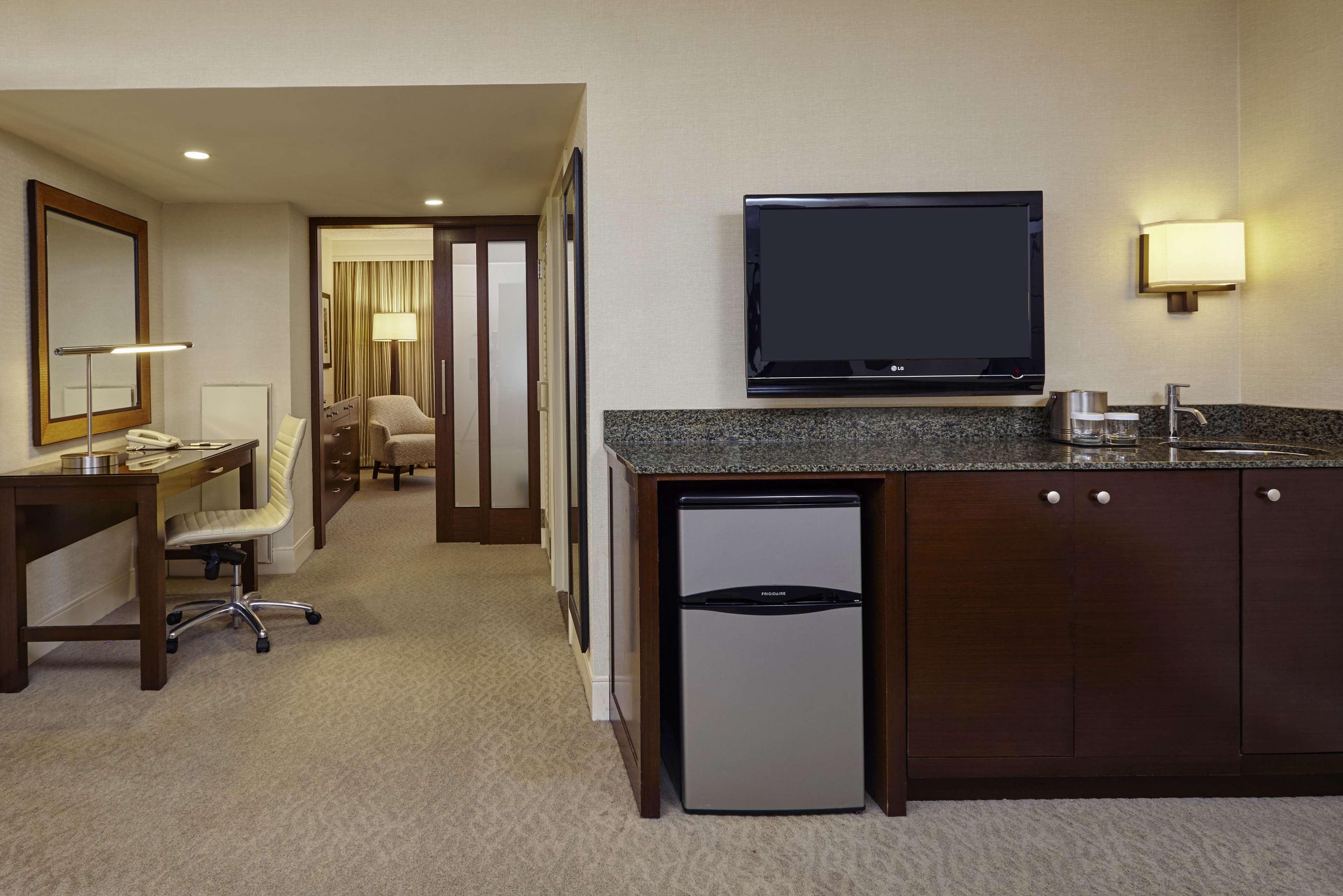 Doubletree By Hilton Washington Dc - Crystal City Арлінгтон Екстер'єр фото