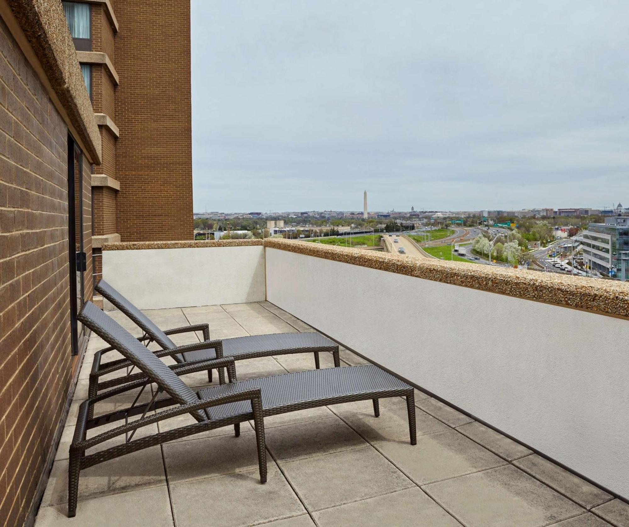 Doubletree By Hilton Washington Dc - Crystal City Арлінгтон Екстер'єр фото
